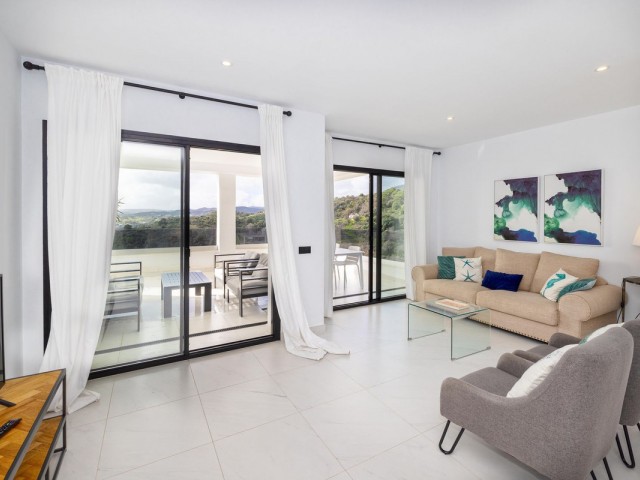 2 Bedrooms Apartment in Estepona