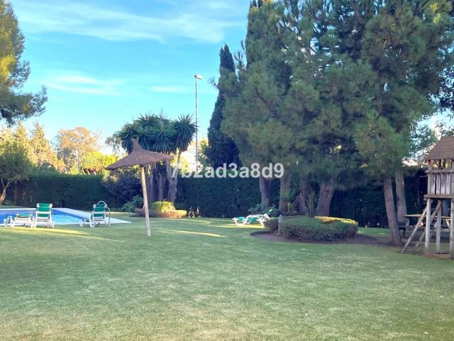 3 Bedrooms Apartment in Puerto Banús