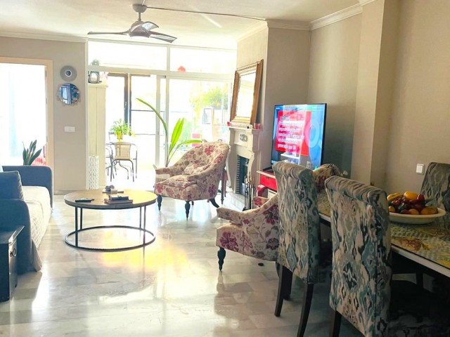 Huoneisto, Puerto Banús, R5296786