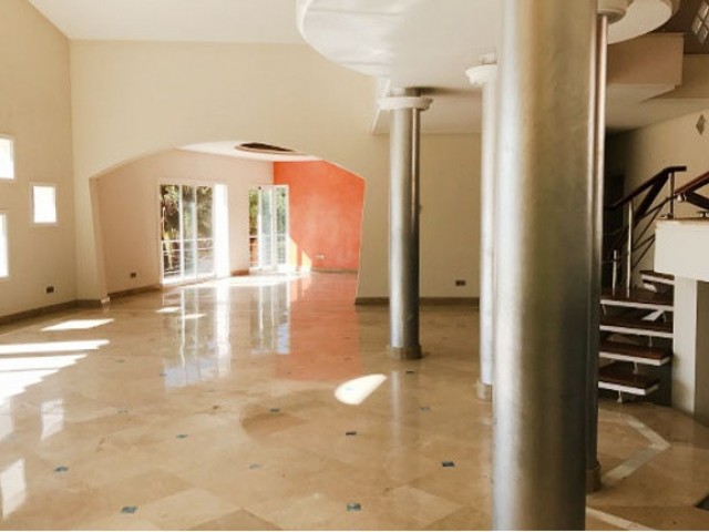5 Schlafzimmer Villa in Los Almendros