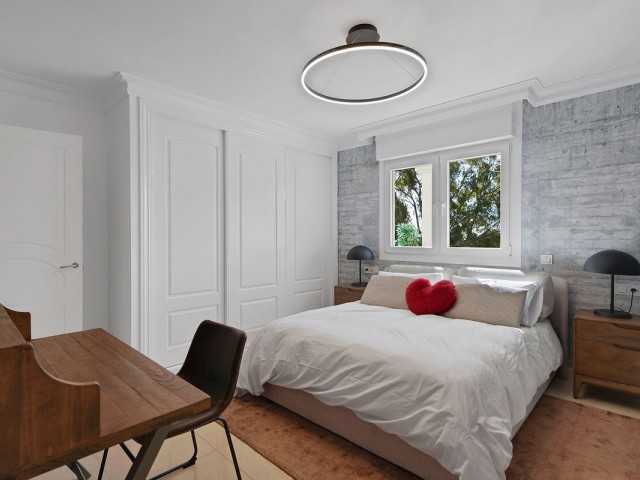 5 Bedrooms Villa in Benalmadena