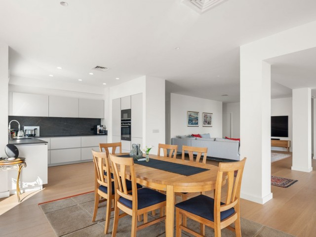 3 Bedrooms Apartment in Nueva Andalucía