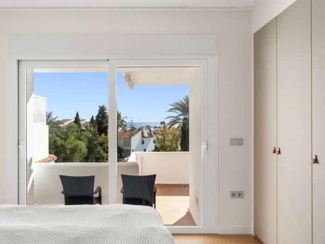 3 Bedrooms Apartment in Nueva Andalucía