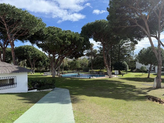 2 Bedrooms Apartment in Puerto Banús