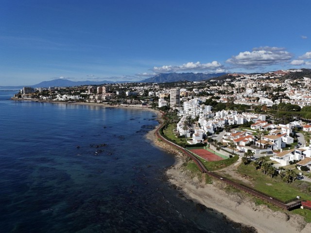 Villa Miraflores - R5306635