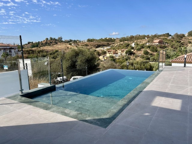 Villa avec 4 Chambres  à Campo Mijas