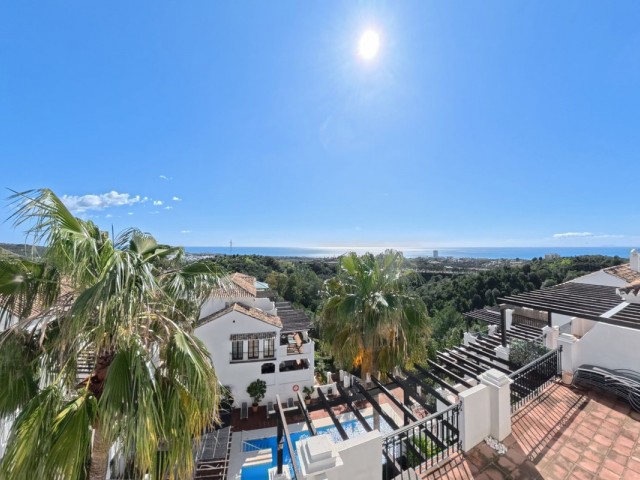 2 Bedrooms Apartment in Altos de los Monteros