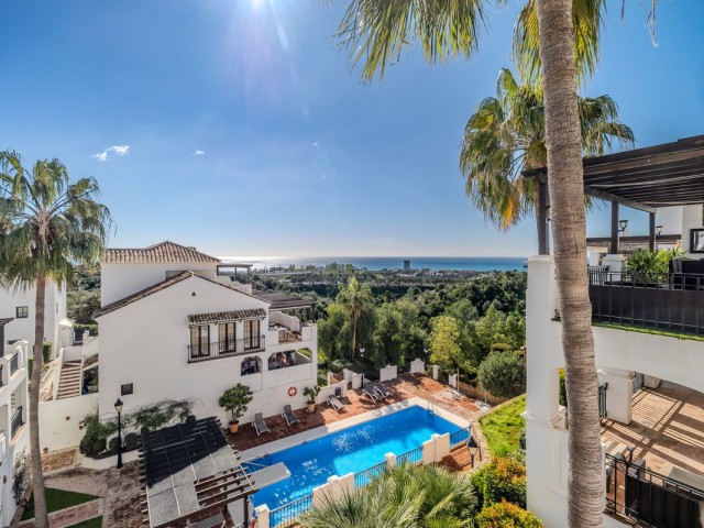Huoneisto Altos de los Monteros - R5306725