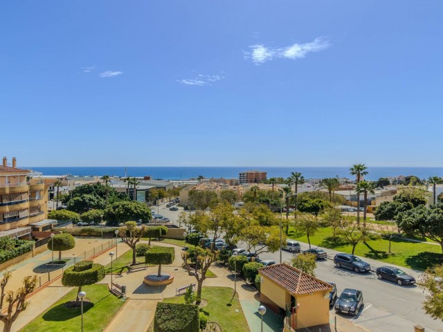 Apartamento con 3 Dormitorios  en El Pinillo