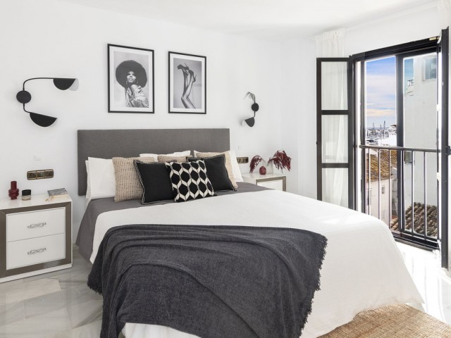 2 Bedrooms Apartment in Puerto Banús