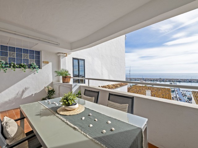 2 Bedrooms Apartment in Puerto Banús