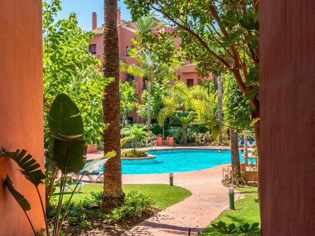 2 Bedrooms Apartment in Marbella