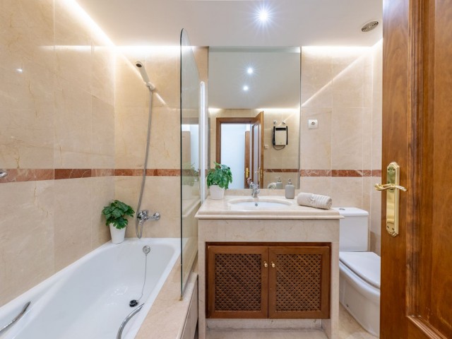 2 Bedrooms Apartment in Marbella