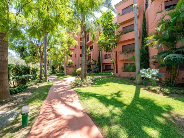 2 Bedrooms Apartment in Marbella
