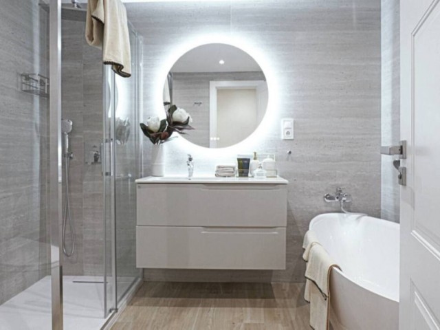 Villa con 5 Dormitorios  en Costabella