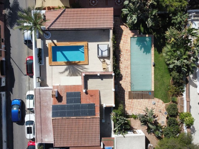 Villa con 5 Dormitorios  en Costabella