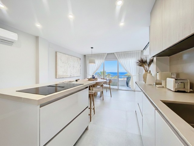 2 Bedrooms Apartment in Estepona