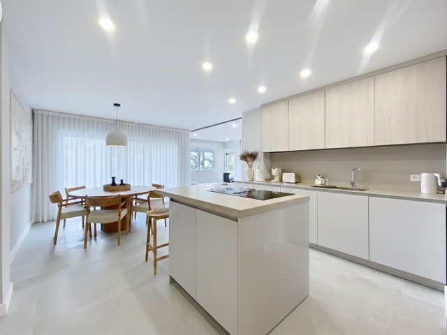 2 Bedrooms Apartment in Estepona