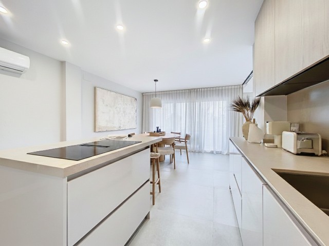 2 Bedrooms Apartment in Estepona
