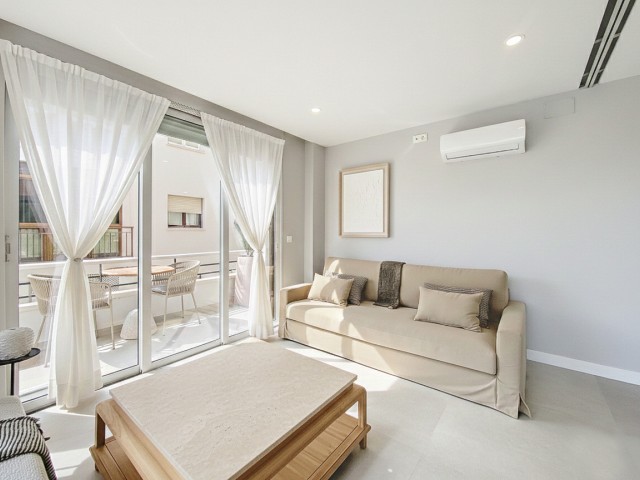 2 Bedrooms Apartment in Estepona