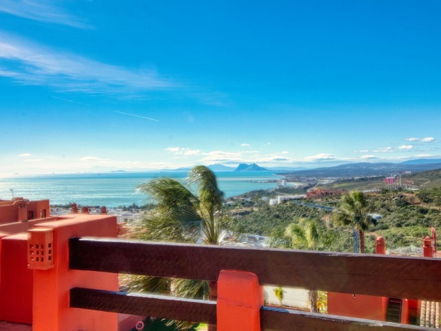 Maison mitoyenne avec 3 Chambres  à Manilva