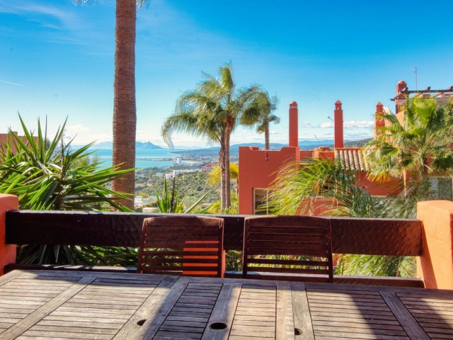 Maison mitoyenne avec 3 Chambres  à Manilva