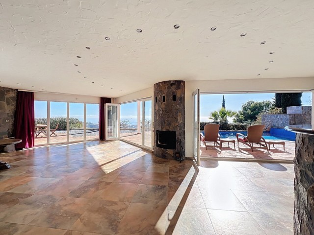 3 Bedrooms Villa in Arenas