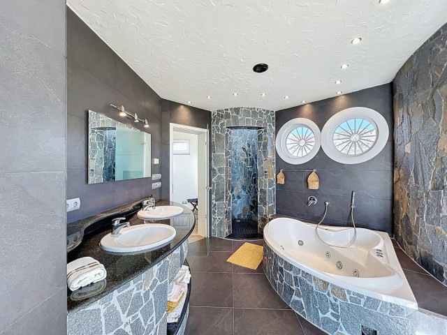 3 Bedrooms Villa in Arenas