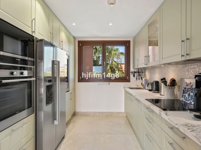 Penthouse in Estepona