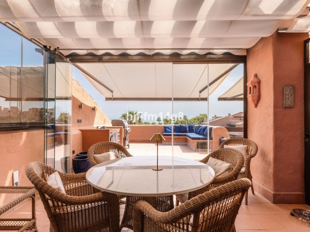 Penthouse in Estepona