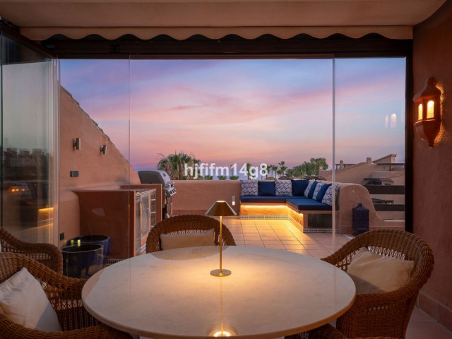 Penthouse in Estepona