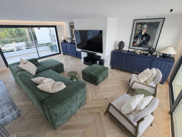 3 Bedrooms Apartment in Marbella