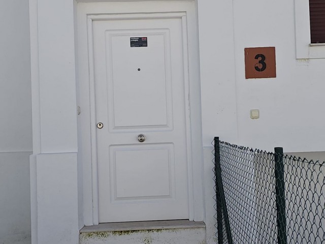 Adosado con 3 Dormitorios  en Doña Julia