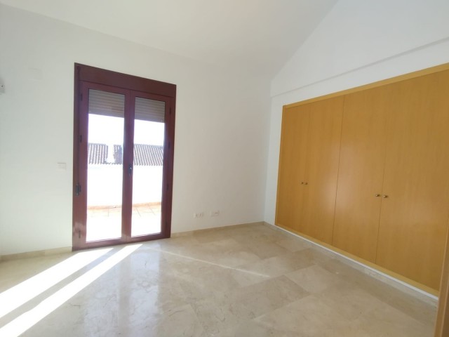 3 Makuuhuoneen Rivitalo Doña Julia