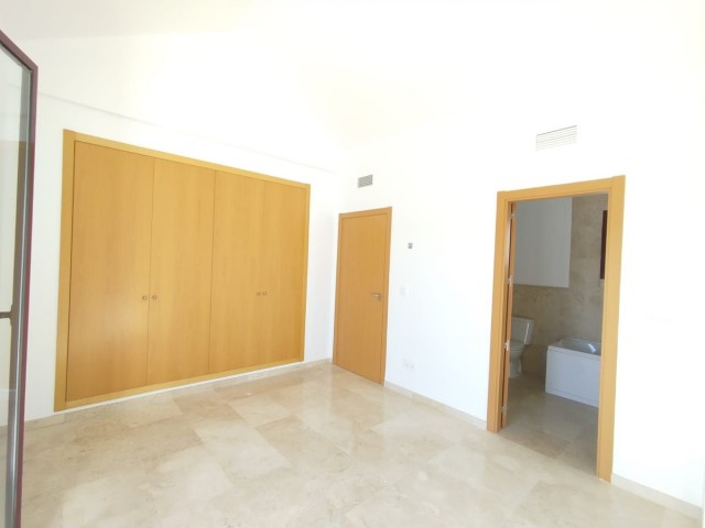 3 Makuuhuoneen Rivitalo Doña Julia