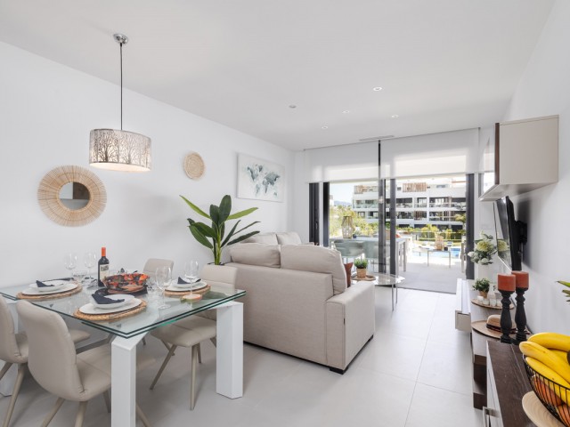 2 Bedrooms Apartment in Estepona