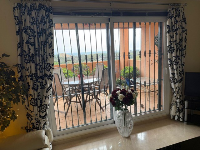 2 Bedrooms Apartment in Elviria