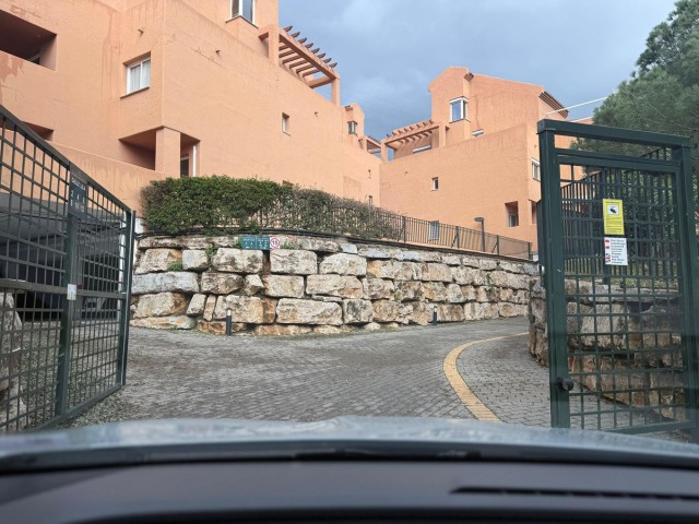 2 Bedrooms Apartment in Elviria