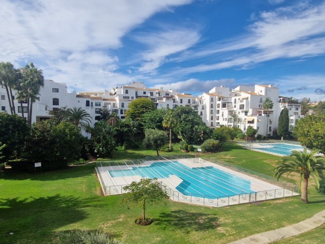 Apartment, Puerto Banús, R4926076