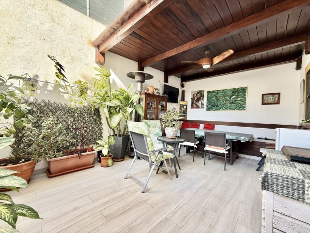 4 Bedrooms Villa in Estepona