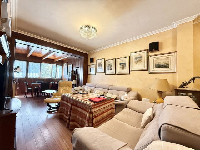 4 Bedrooms Villa in Estepona