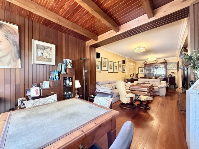 4 Bedrooms Villa in Estepona