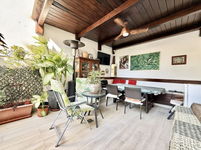 4 Bedrooms Villa in Estepona