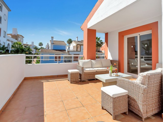 3 Bedrooms Apartment in New Golden Mile