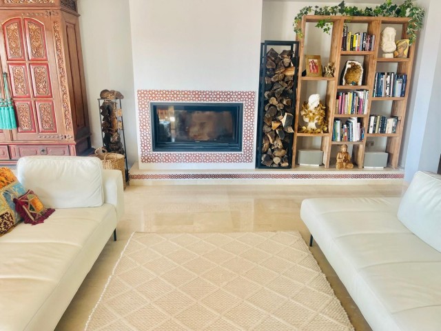 4 Makuuhuoneen Huvila Valtocado