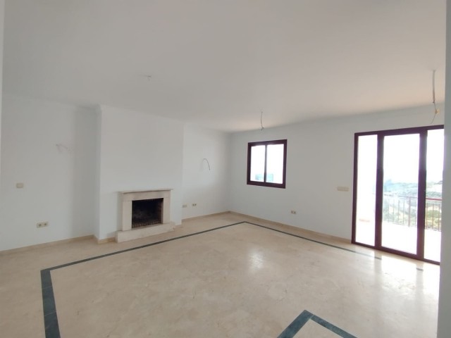 2 Schlafzimmer Reihenhaus in Doña Julia