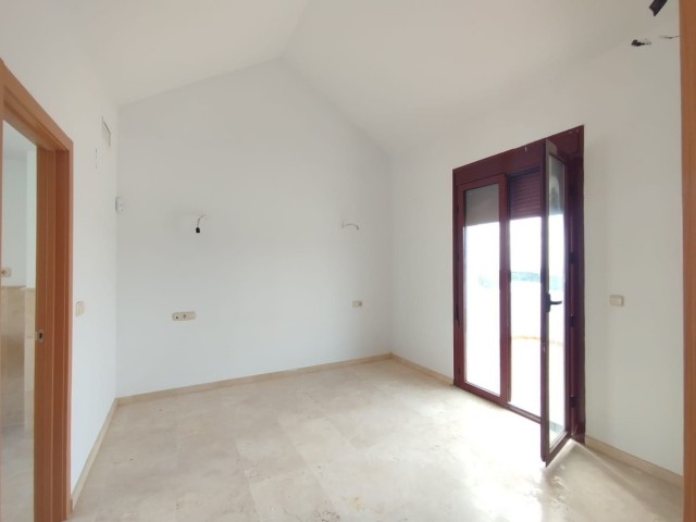 2 Schlafzimmer Reihenhaus in Doña Julia