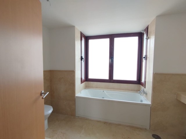 2 Schlafzimmer Reihenhaus in Doña Julia