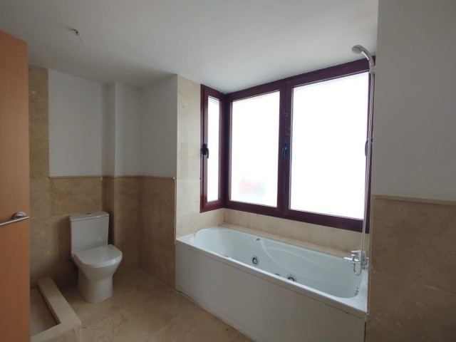 2 Schlafzimmer Reihenhaus in Doña Julia