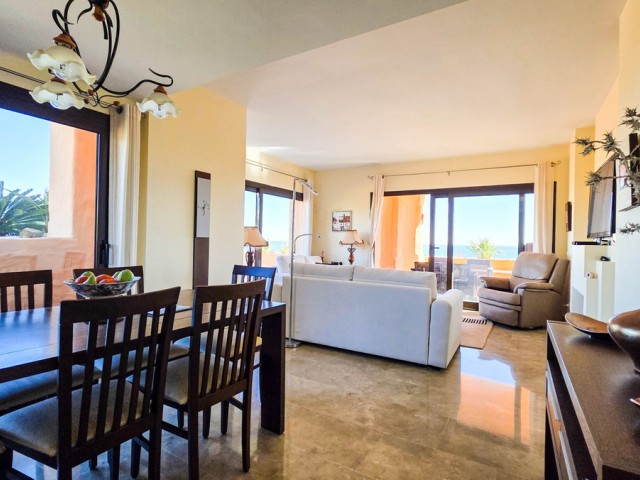 Penthouse avec 3 Chambres  à La Duquesa